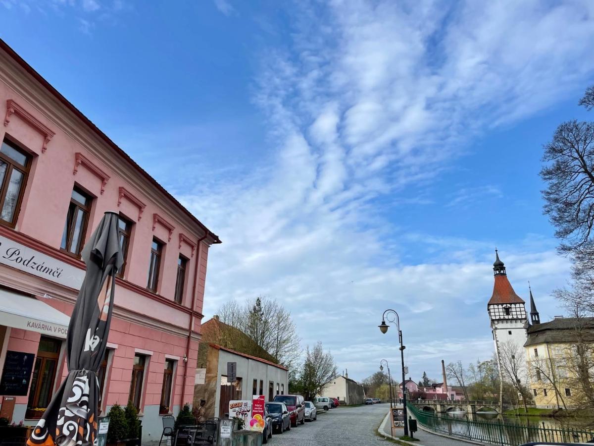 Apartmany V Podzamci V Blizkosti Zamku Blatná Exteriér fotografie
